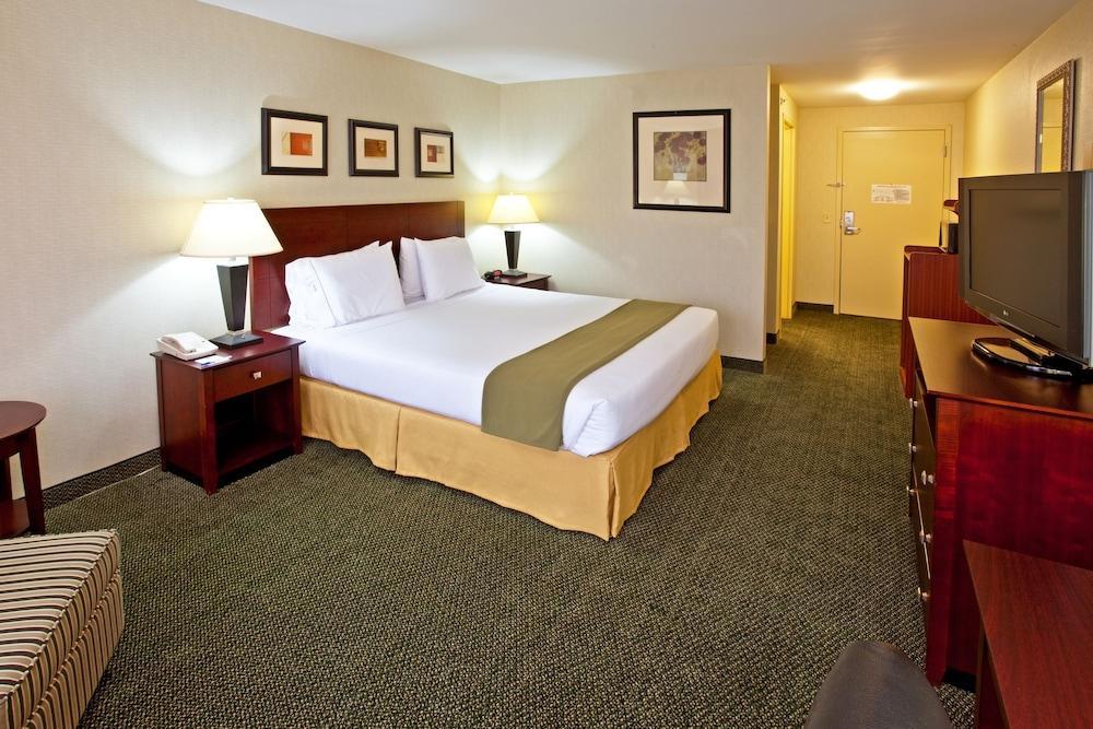 Holiday Inn Express Radcliff Fort Knox By Ihg Eksteriør billede