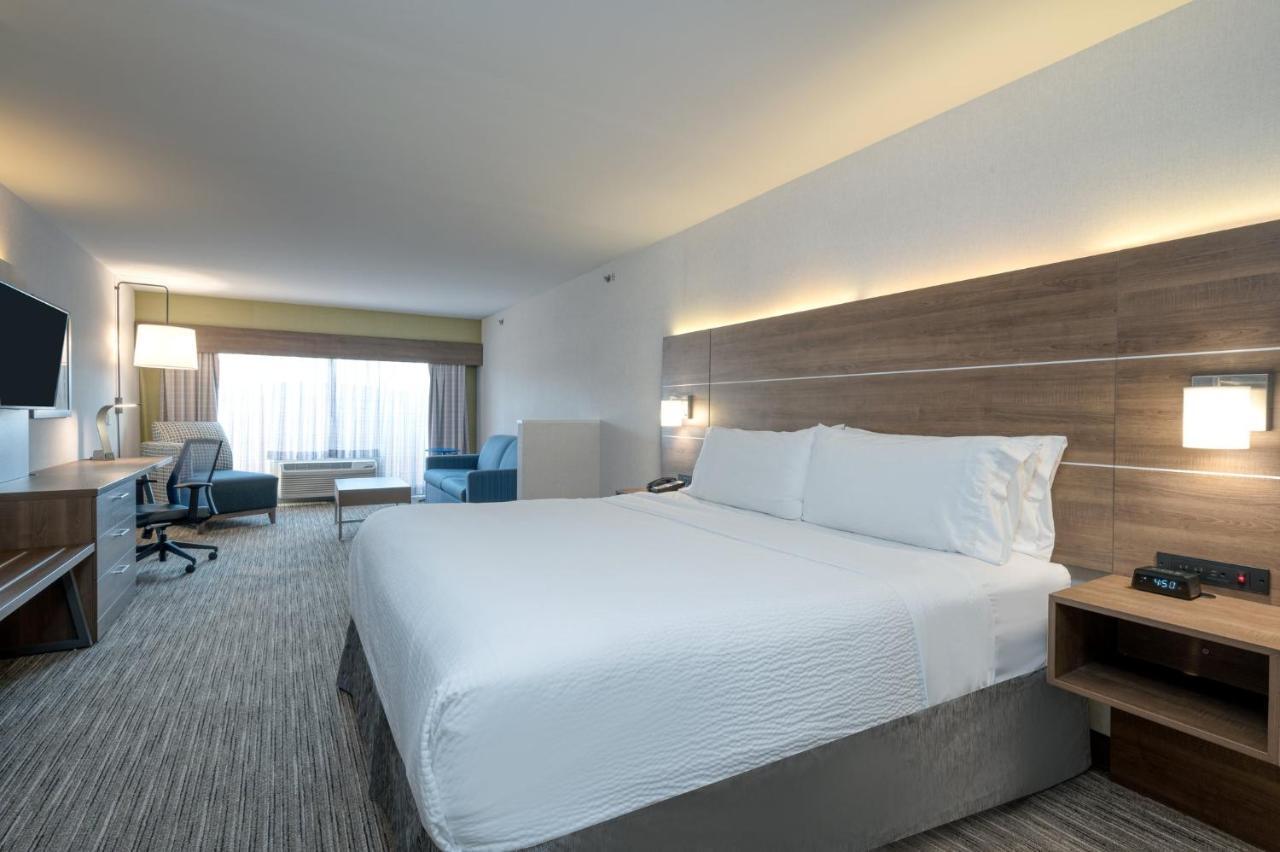 Holiday Inn Express Radcliff Fort Knox By Ihg Eksteriør billede