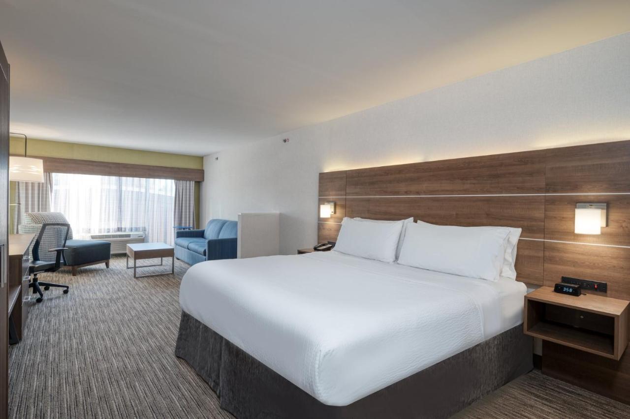 Holiday Inn Express Radcliff Fort Knox By Ihg Eksteriør billede