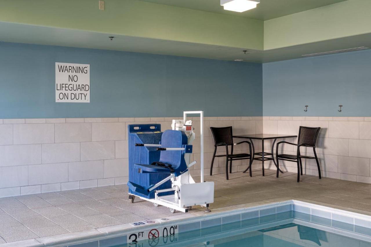 Holiday Inn Express Radcliff Fort Knox By Ihg Eksteriør billede