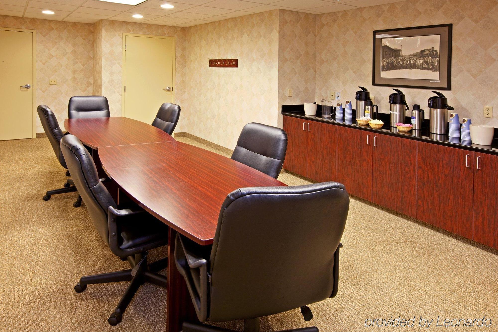 Holiday Inn Express Radcliff Fort Knox By Ihg Restaurant billede