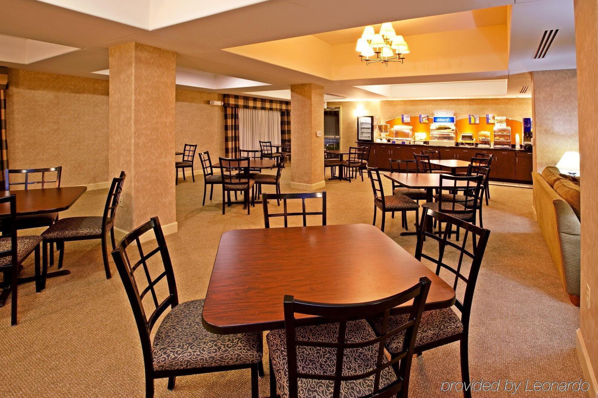 Holiday Inn Express Radcliff Fort Knox By Ihg Eksteriør billede